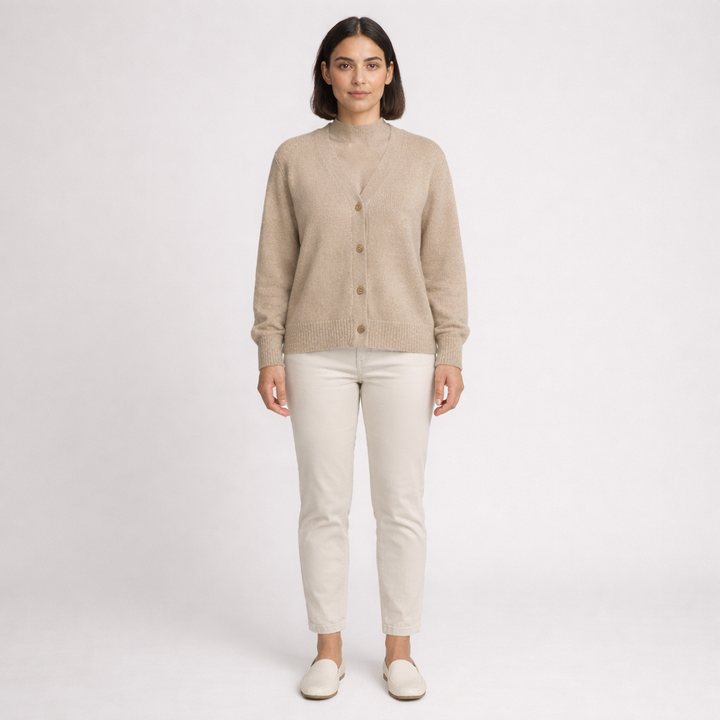 Strikket cardigan i enkelt design