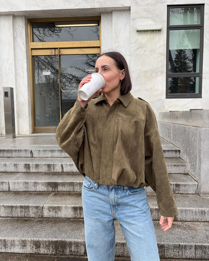 Stilfuld Jakke med Revers til Damer