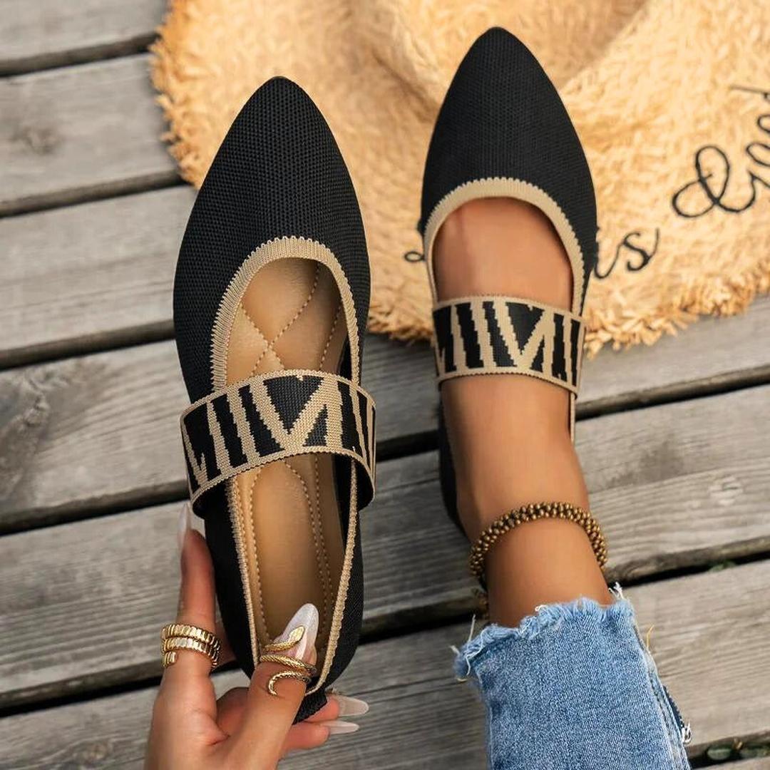 Women's Canvas Ballerina Shoes with Strap and Contrast Trim