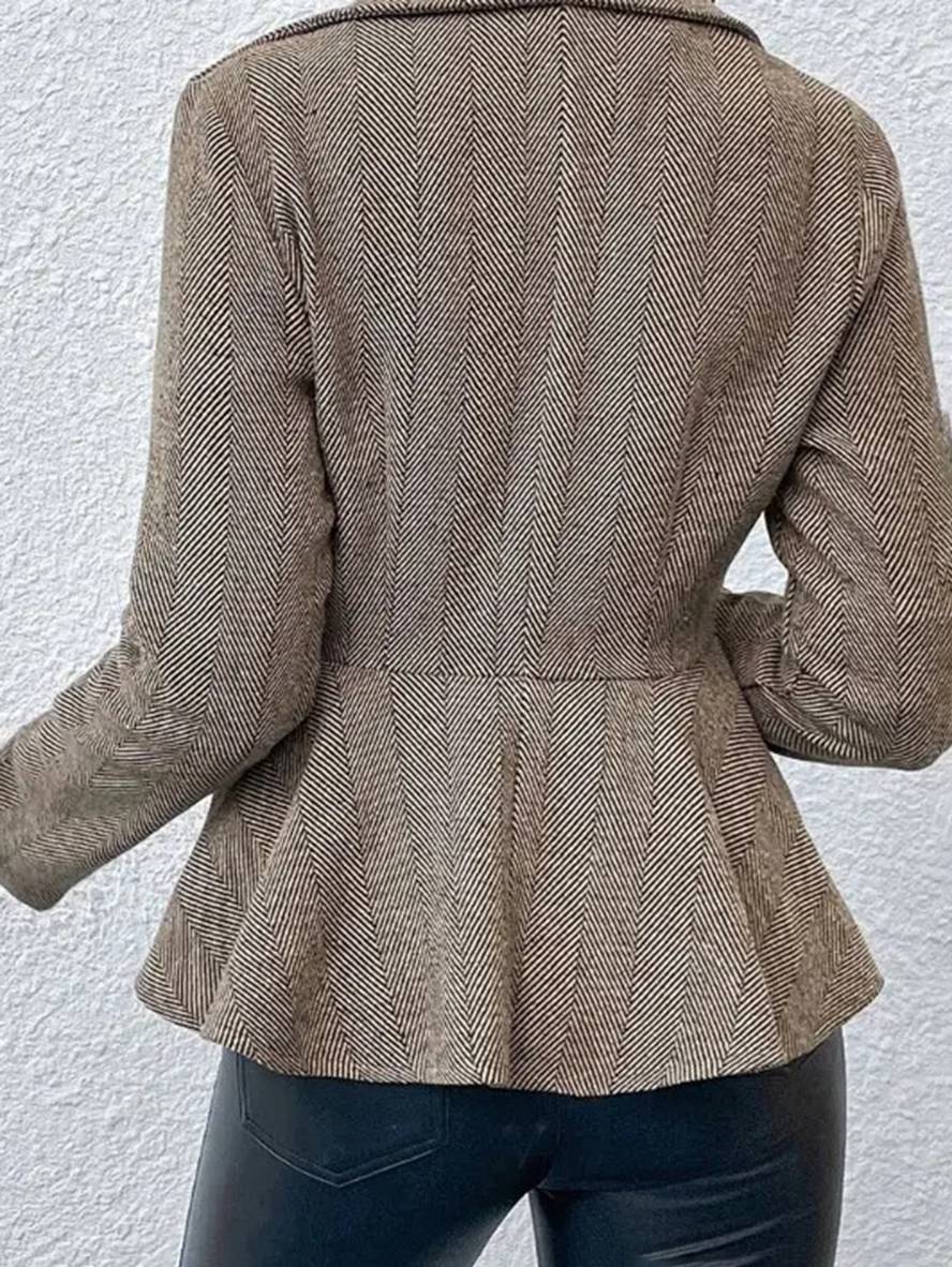Kort Blazer Til Kvinder med Chevronmønster og Peplum