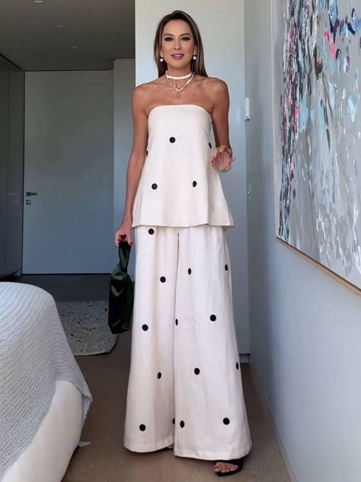 Polka Dot Set with Strapless Top and Wide-Leg Trousers in a Relaxed Style