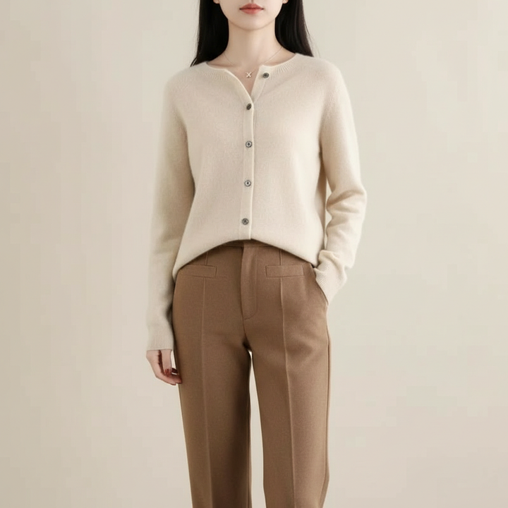 Klassisk langærmet sweater i merino- og uld med knapper til kvinder