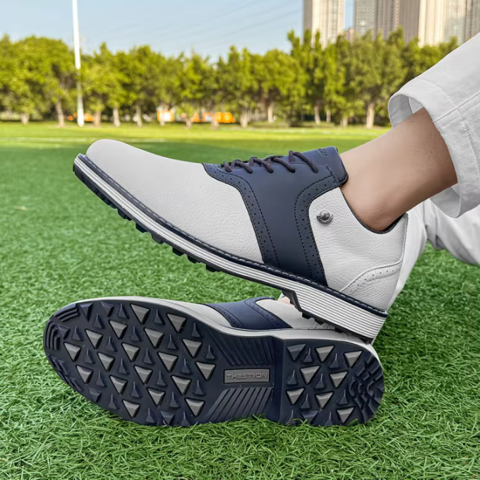 Men's Brogue-Style Golf Shoes