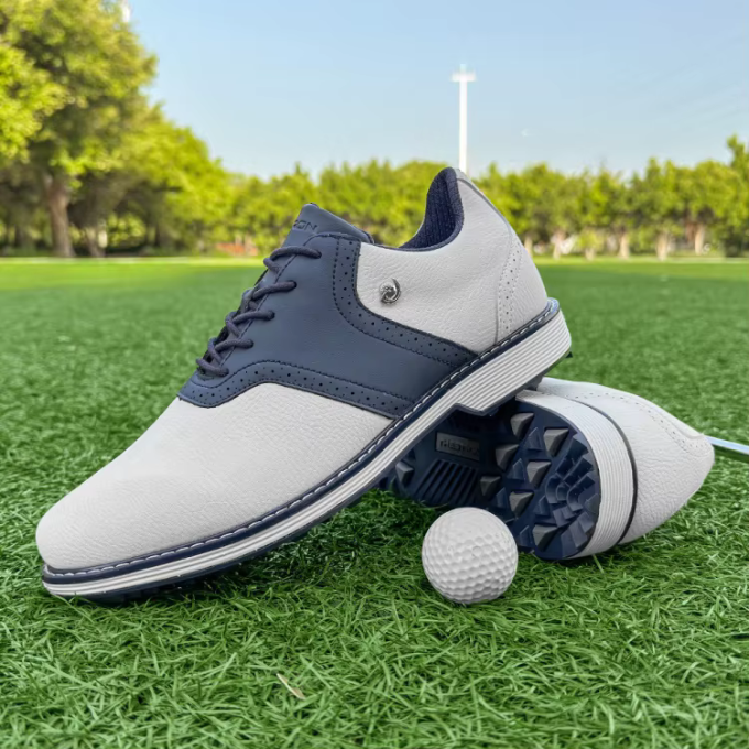 Men's Brogue-Style Golf Shoes