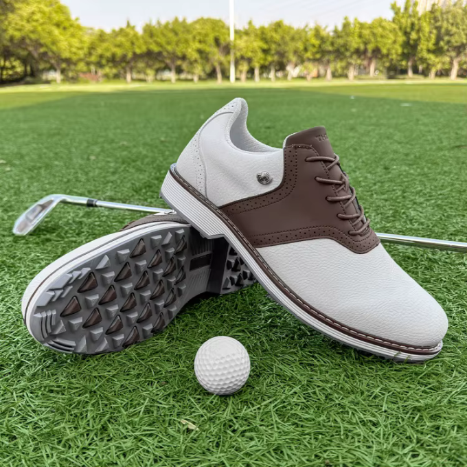 Men's Brogue-Style Golf Shoes
