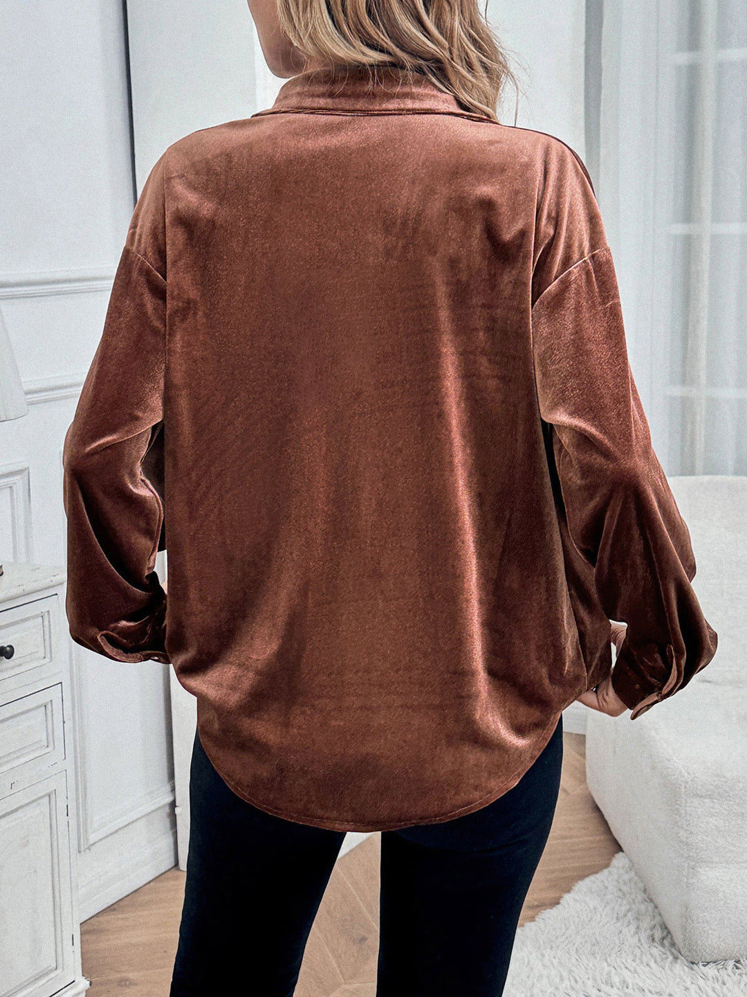 Women's Long-Sleeve Button-Front Collared Shirt