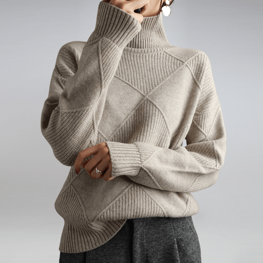 Women’s Oversized Diamond-Knit Turtleneck Jumper