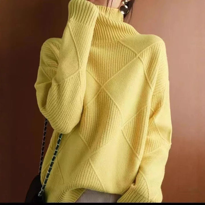 Women’s Oversized Diamond-Knit Turtleneck Jumper