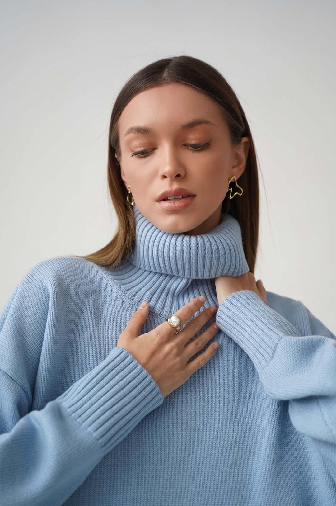 Women's Oversized Turtleneck Jumper