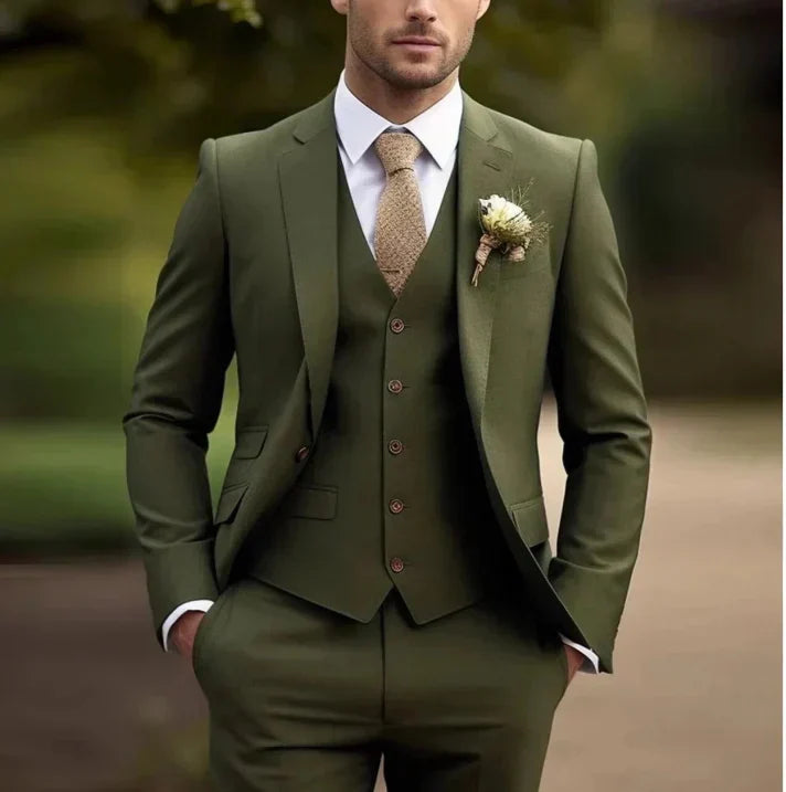 Men's Peak Lapel Slim Fit Three-Piece Formal Suit