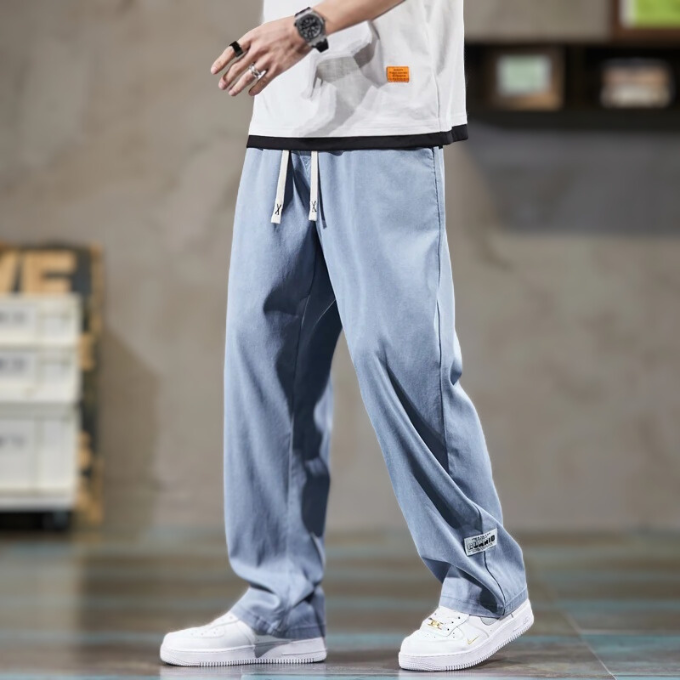Men's Relaxed-Fit Straight-Leg Trousers