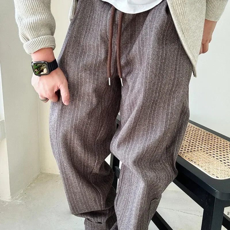 Men's Relaxed-Fit Trousers with Adjustable Waistband
