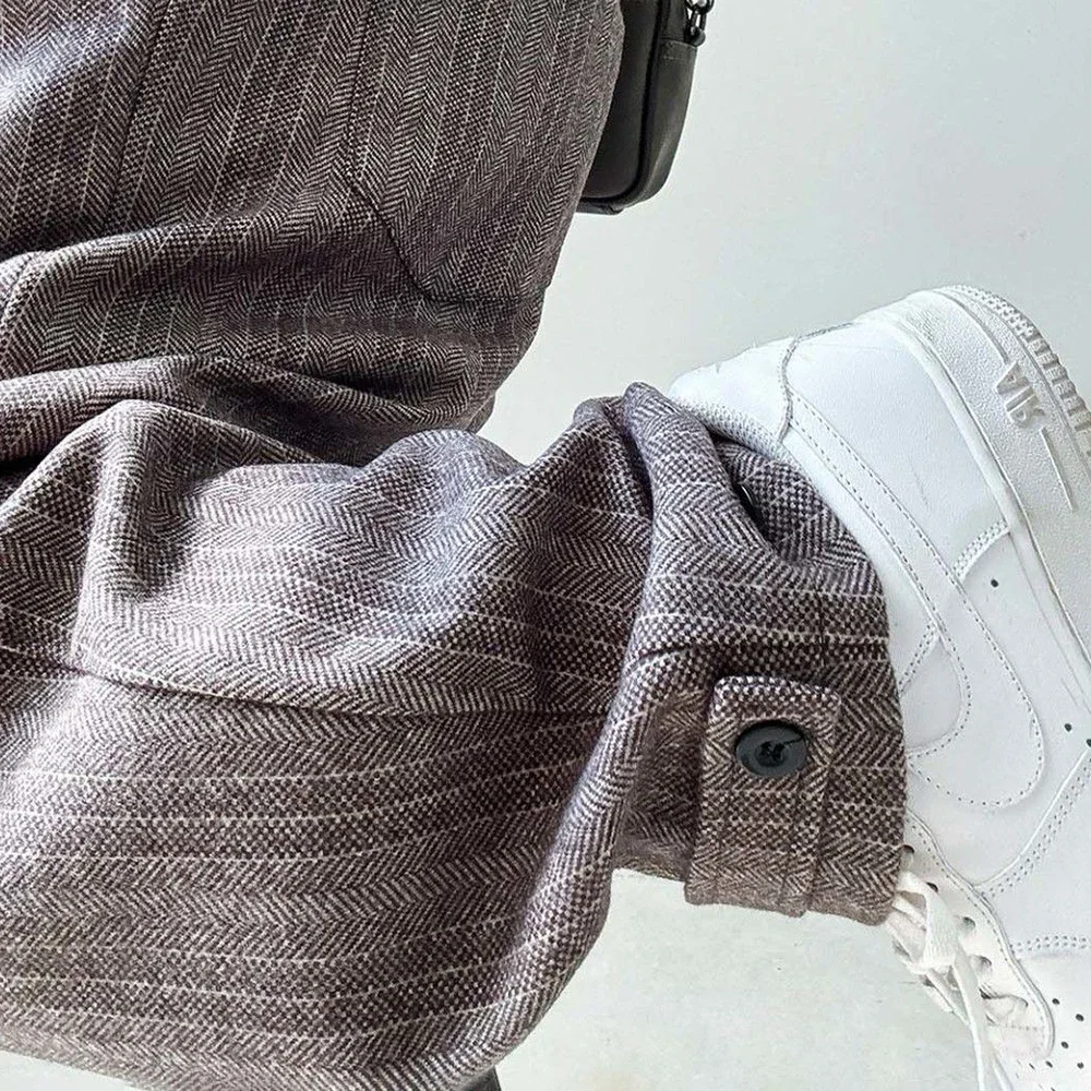 Men's Relaxed-Fit Trousers with Adjustable Waistband
