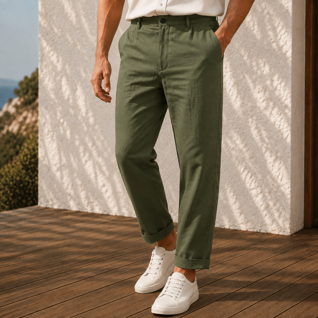 Men's Relaxed Tapered Trousers with Cuffed Hems