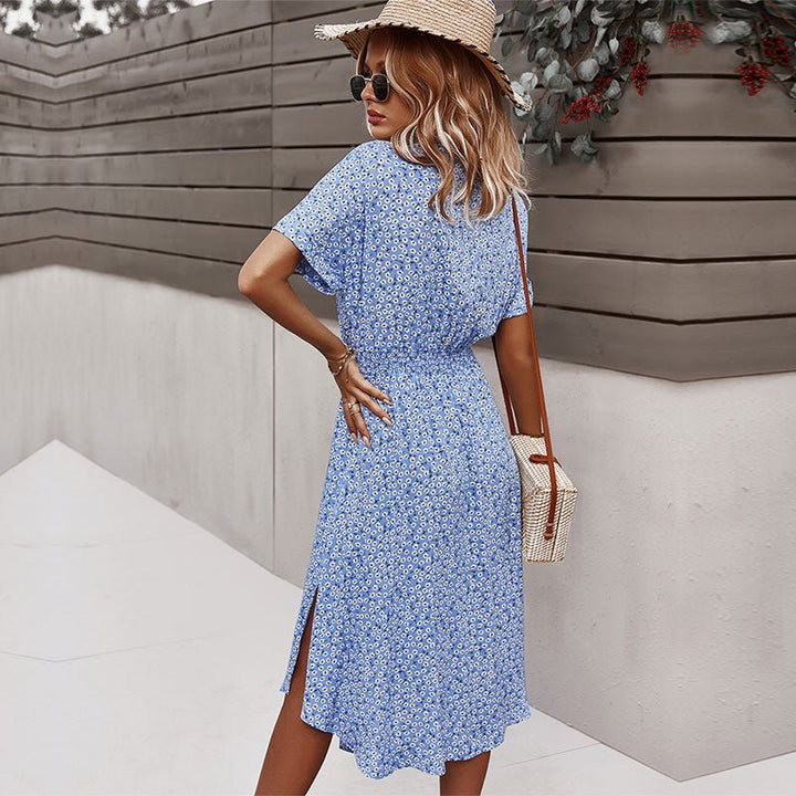 Sommerkjole med Bindebånd Knapper og Blomster I Casual Midi Stil