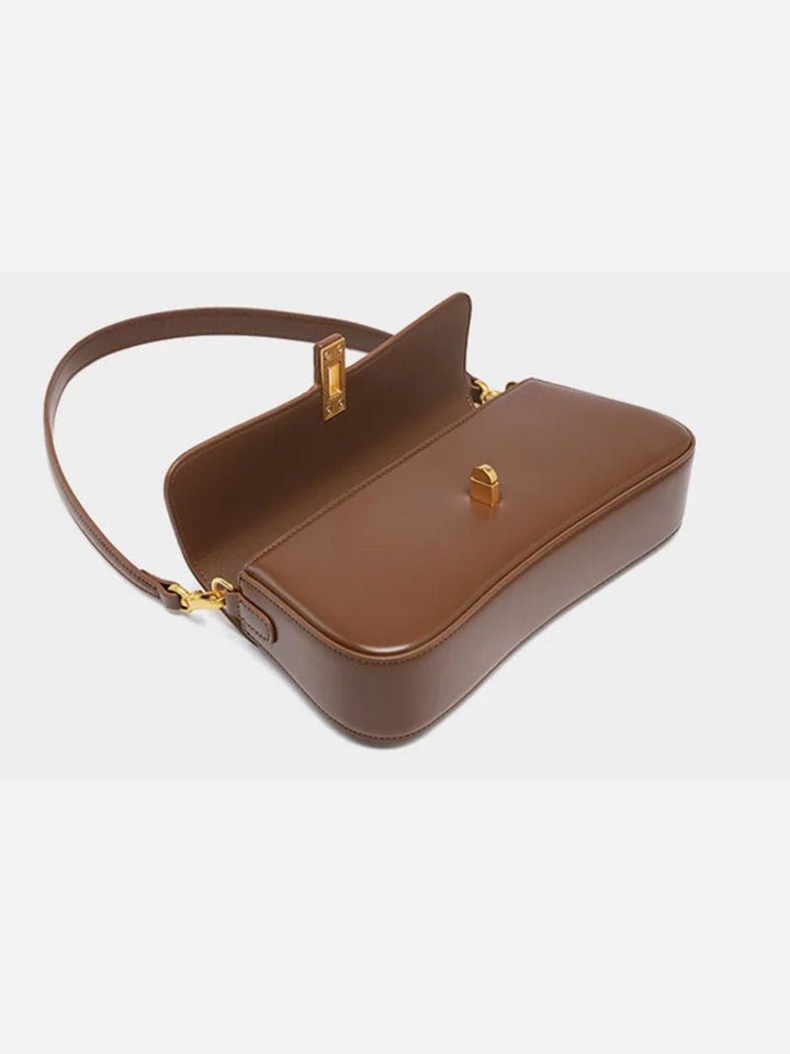 Elegant Læder Skuldertaske I Baguette Design med Guldlås