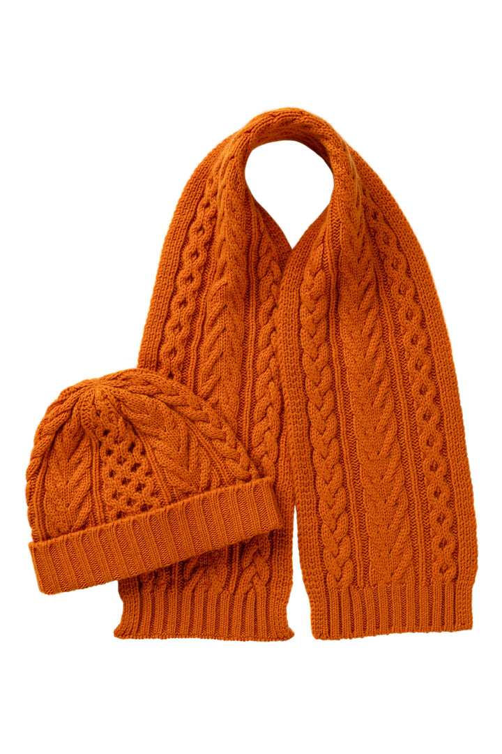 Women's Aran Cable-Knit Beanie