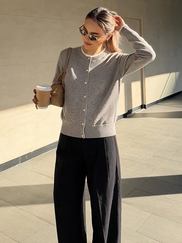 Women's Button-Front Crew Neck Knit Cardigan