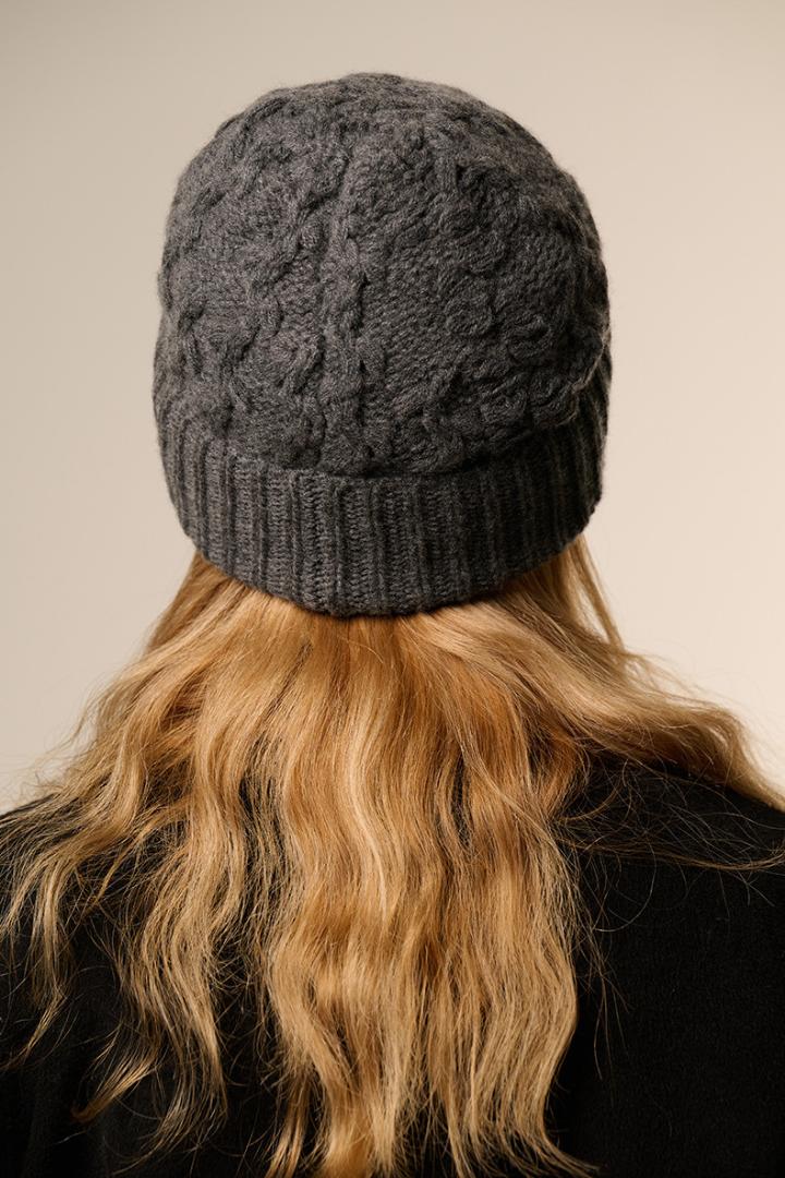 Women's Honeycomb Cable Knit Beanie