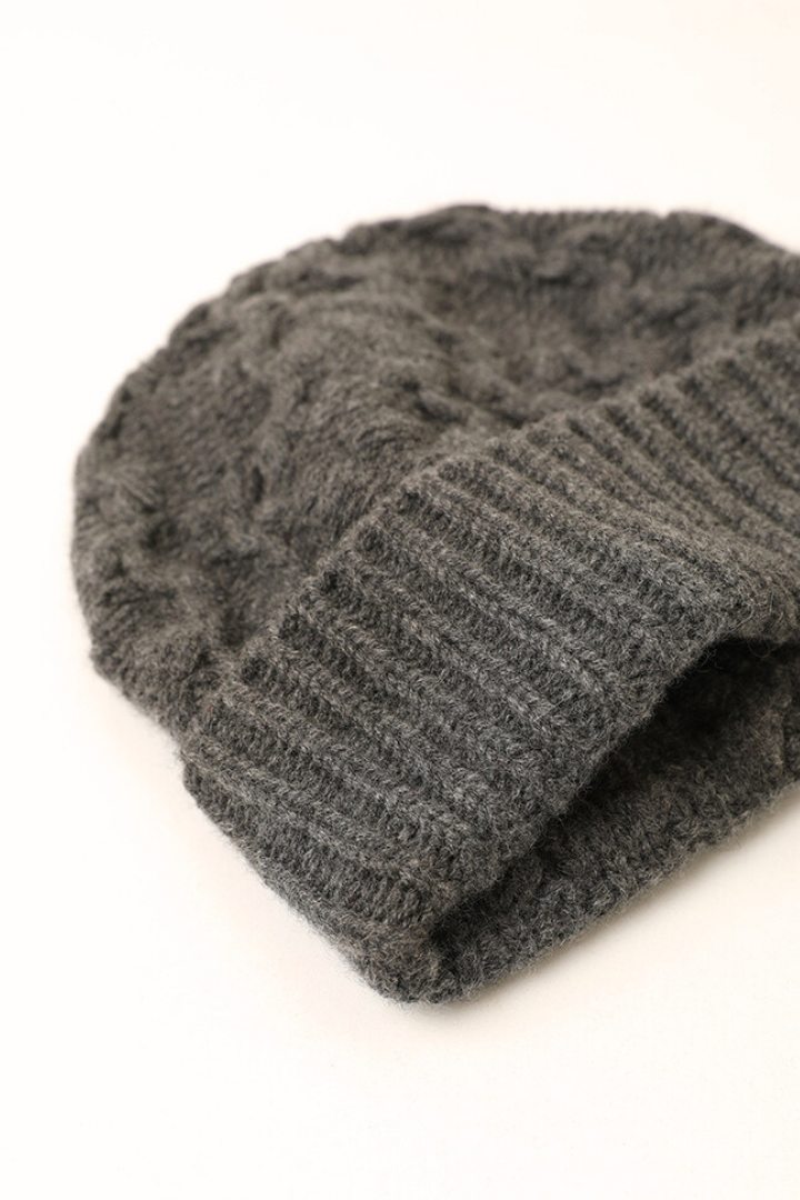 Women's Honeycomb Cable Knit Beanie