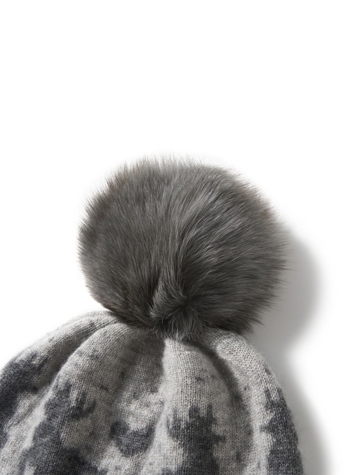 Women's Reindeer Pom Pom Beanie
