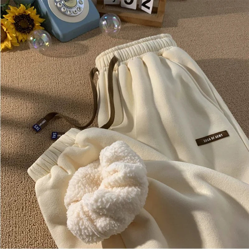 Women's Relaxed High-Waist Fleece Joggers