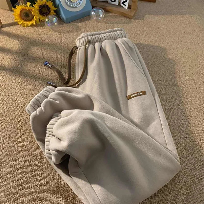 Women's Relaxed High-Waist Fleece Joggers