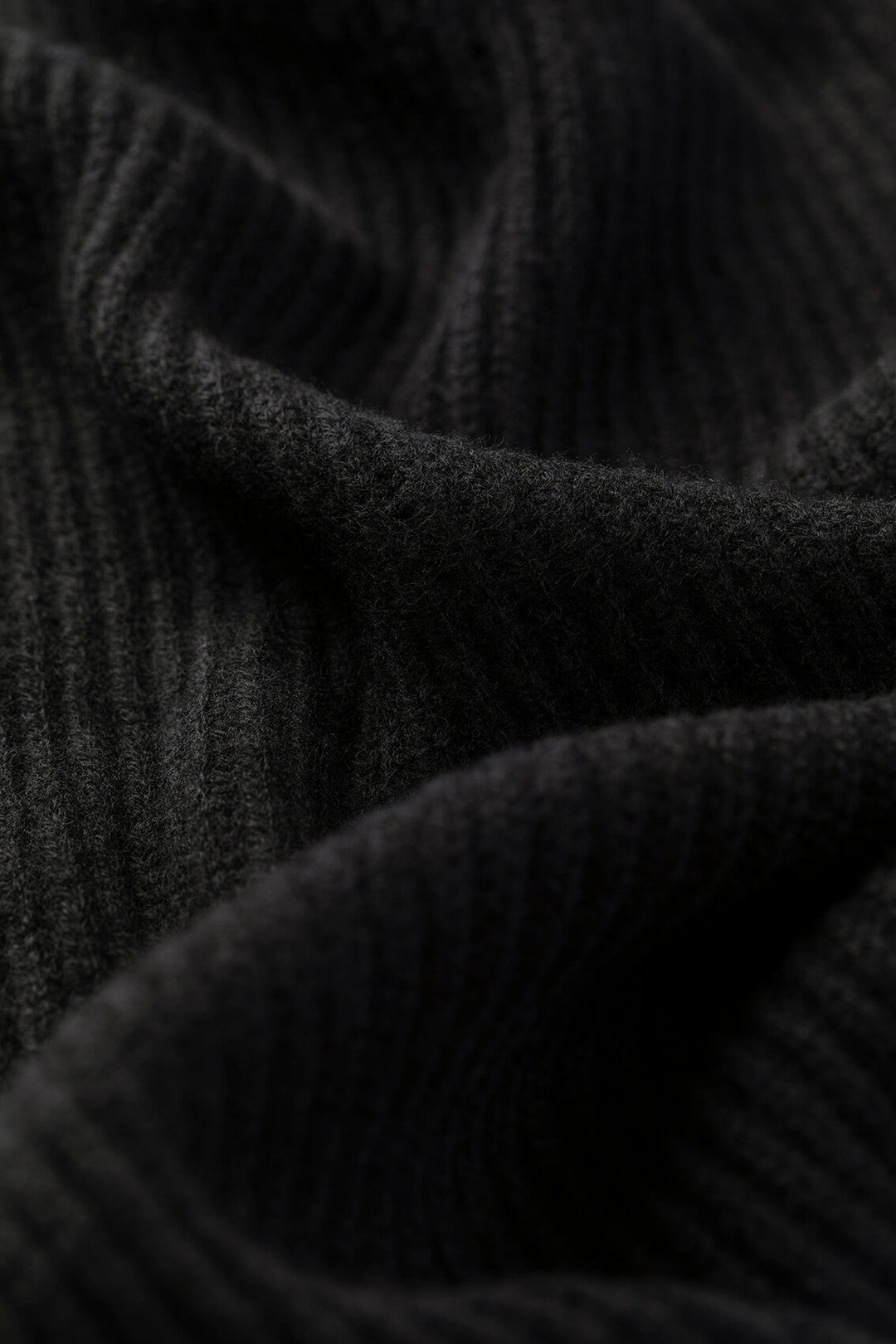 Women's Ribbed Knit Scarf