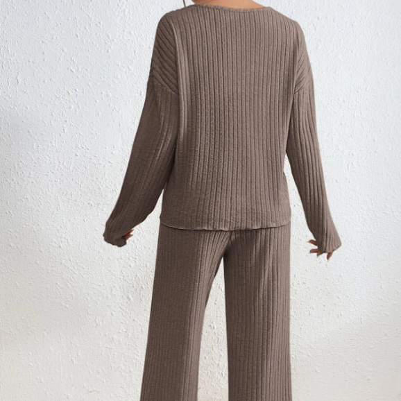 Women's Ribbed Knit V-Neck Two-Piece Lounge Set