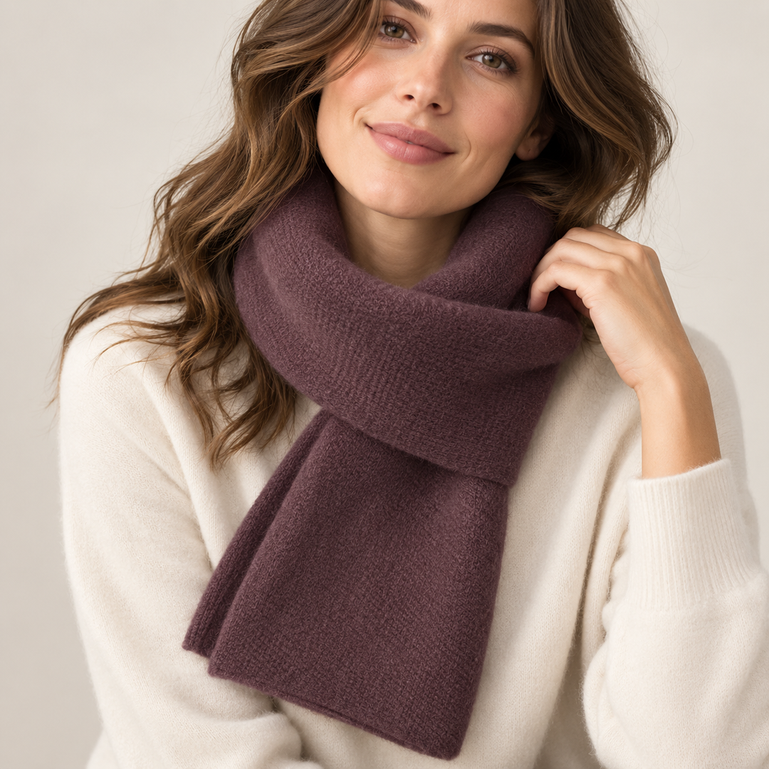 Women's Seamless Knit Scarf